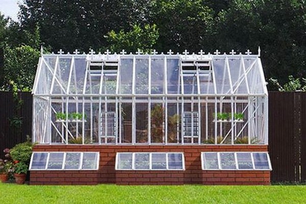 greenhouse + in english style