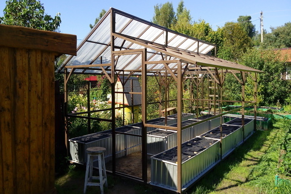 greenhouse according to mitlider scheme